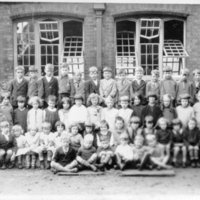 GN school photograph 1931 - 32.jpg