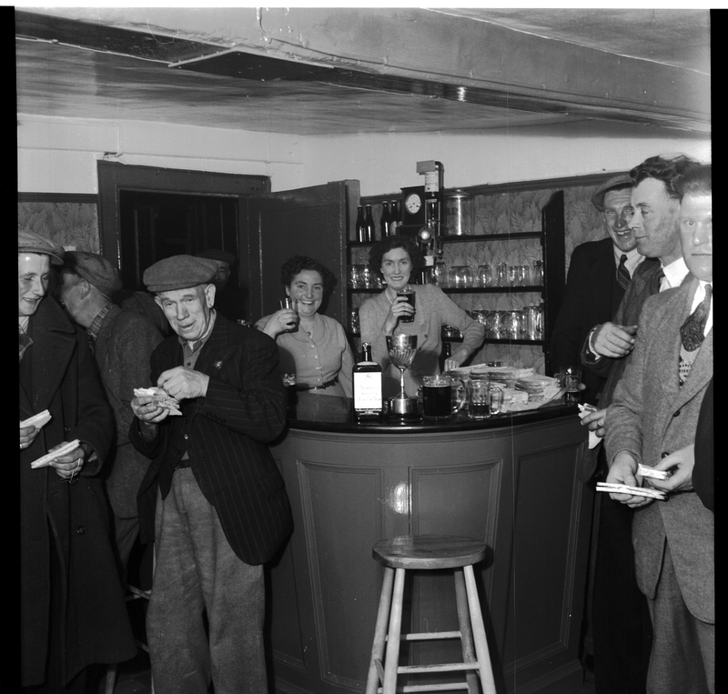 PUB SCENES0005.jpg