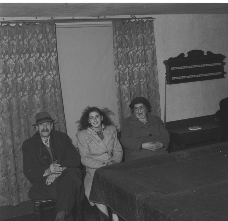 PUB SCENES0013 - Copy.jpg