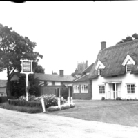 PUB SCENES0010.jpg