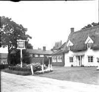 PUB SCENES0010.jpg